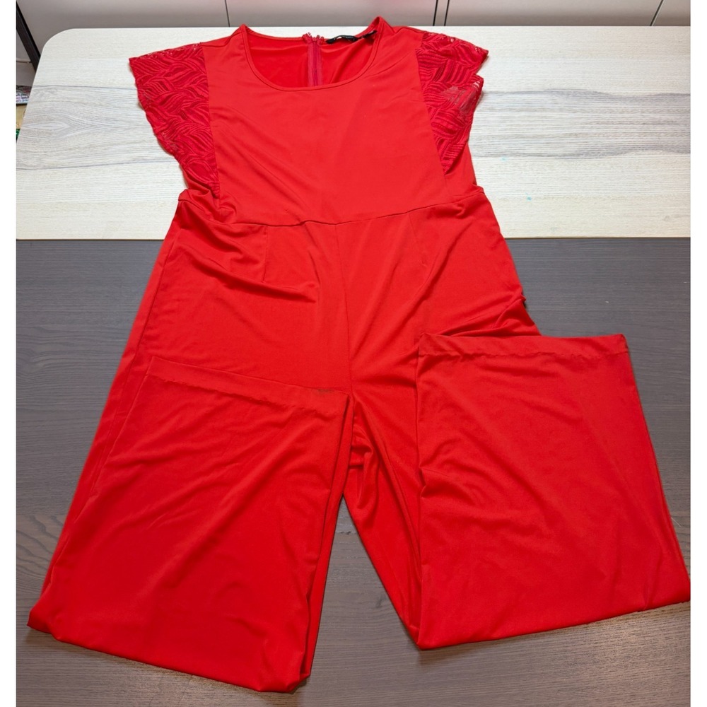 H by Halston Jumpsuit Women MP Laced Sleeves Red Preppy